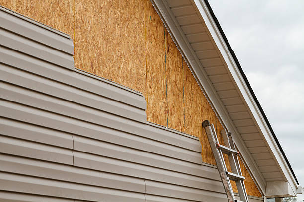 24/7 Emergency Storm Damage Siding Repair experts in Utica, PA
